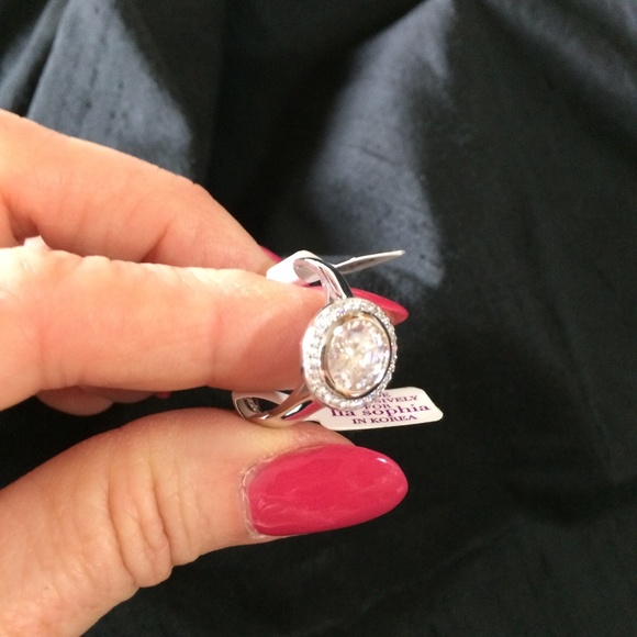 2/20 NWT Lia Sophia Showdown ring 9 - Picture 4 of 8